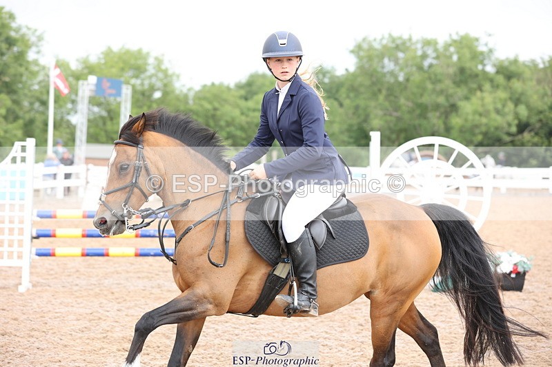 240630A-112638-12635 - Cls 31 Discovery and 90cm Open