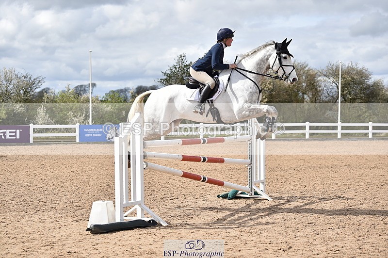 240403A-151122-00903 - Cls 5 Foxhunter and 1.20m Open