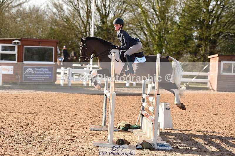 240210A-114544-01027 - Cls 8 Pony Newcomers & 1m Open