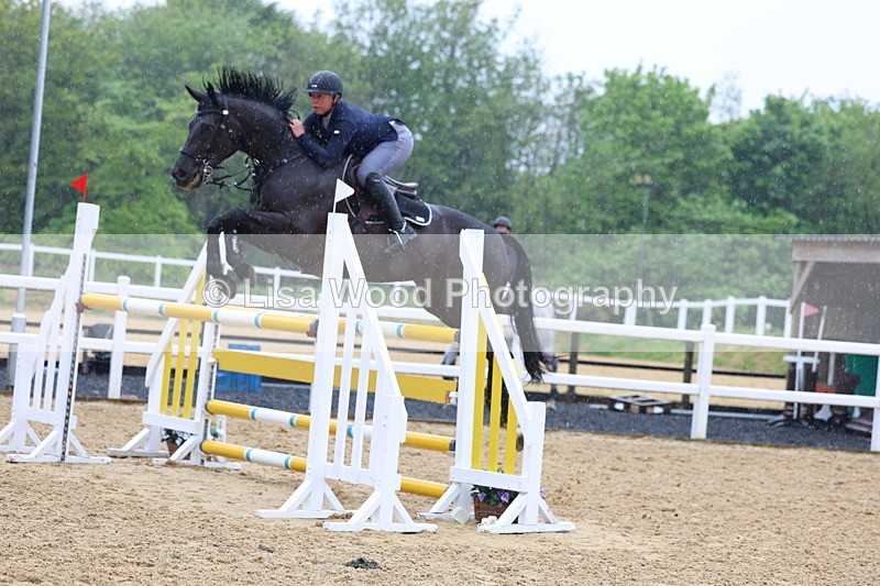 3E7A7364 - Class 8: Senior Foxhunter/1.20 open