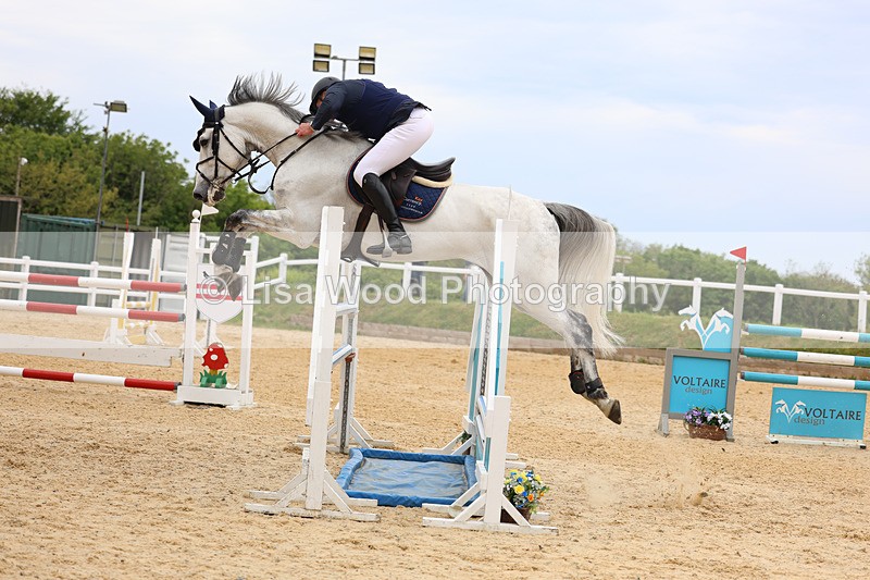 3E7A9646 - Class 9: Senior Foxhunter/1.20 open