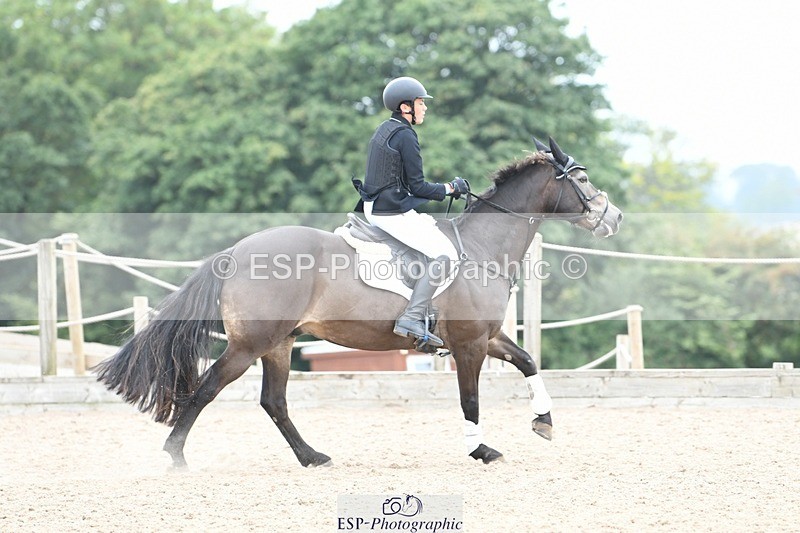 250807-111955-00592 - 90cm Round 1