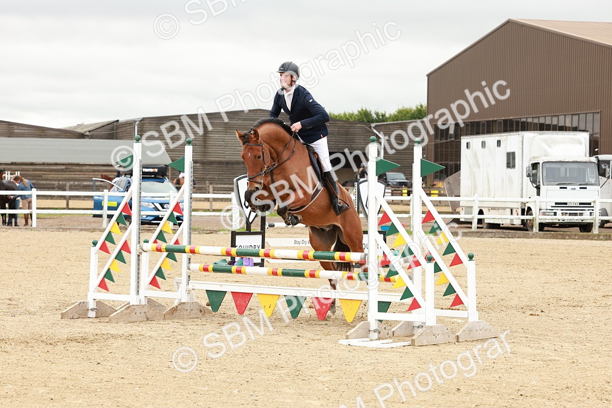 1I0A6805 - Class 2 - Senior British Novice