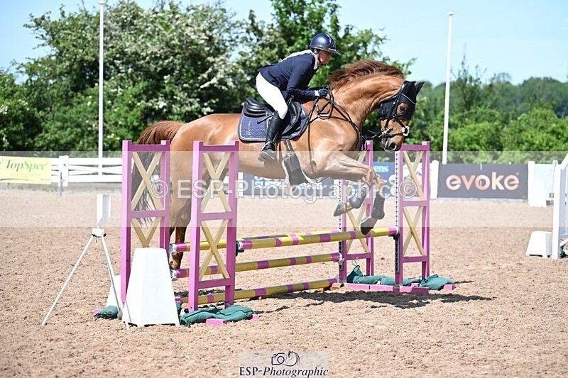 260523-111310-00301 - Cls 16+17 Club and Schools 70cm