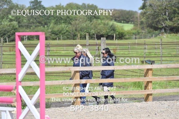 BPP_3840 - CLASS 6 Senior Discovery/ 1m Open