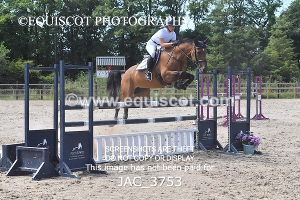 JAC_3753 - CLASS 6 Foxhunter/ 1.20m Open
