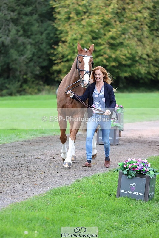 251026A-113453-25537 - F-435-Megan.Clarke