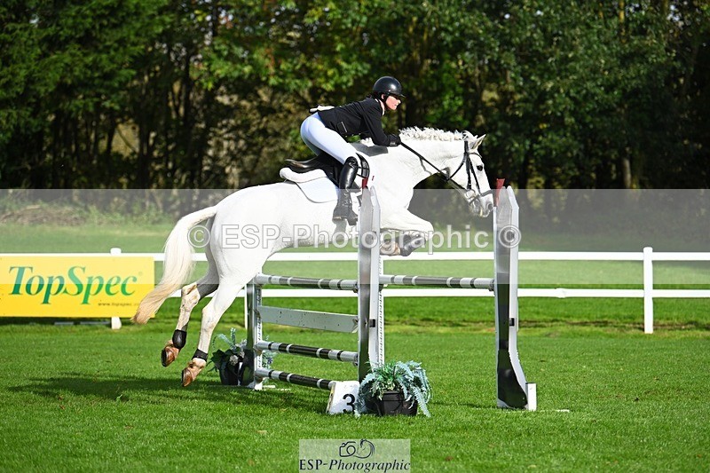 231020-114555-06613 - 126-DERRYS.LADY.LOU-Debbie.Townsend-SJ