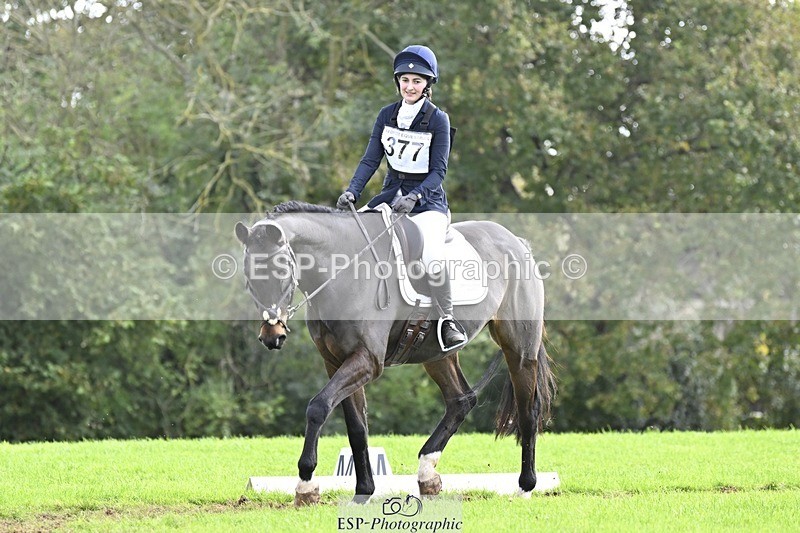 241025-132425-09444 - 377-Bethany.Hull-CARRICK.DIAMOND.OLIVER