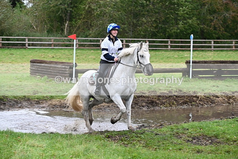 WJ6_7199 - Time at Photographer 13:06 to 13:23