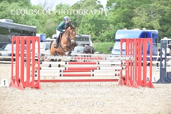 JAC_4269 - CLASS 6 Senior Foxhunter/ 1.20m Open