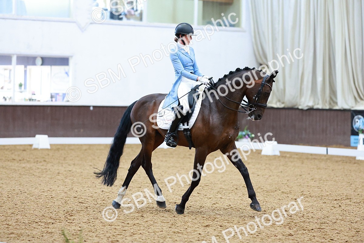SBM_007925 - Class 9 - FEI INT II - 16.54.17.57