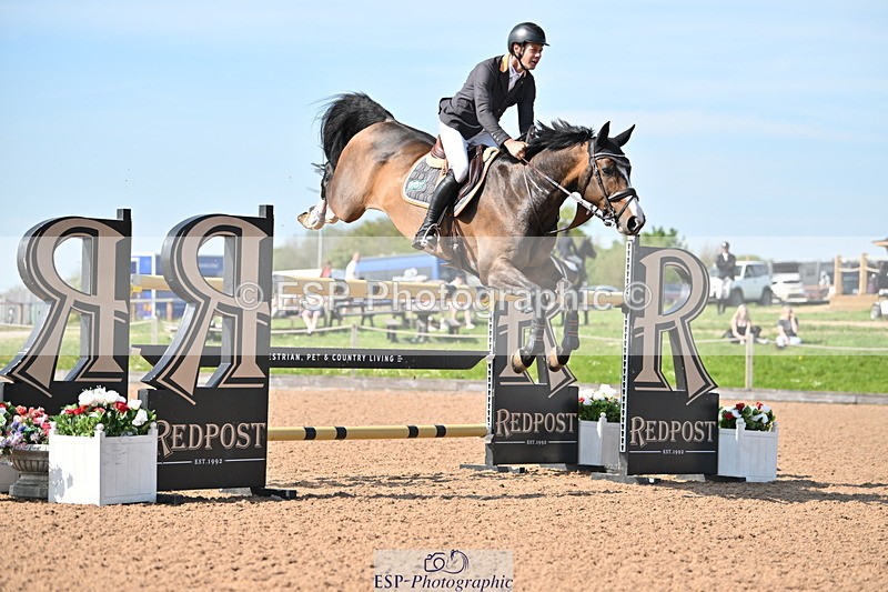 240510A-163730-09222 - Cls 24 National 1.40m Open