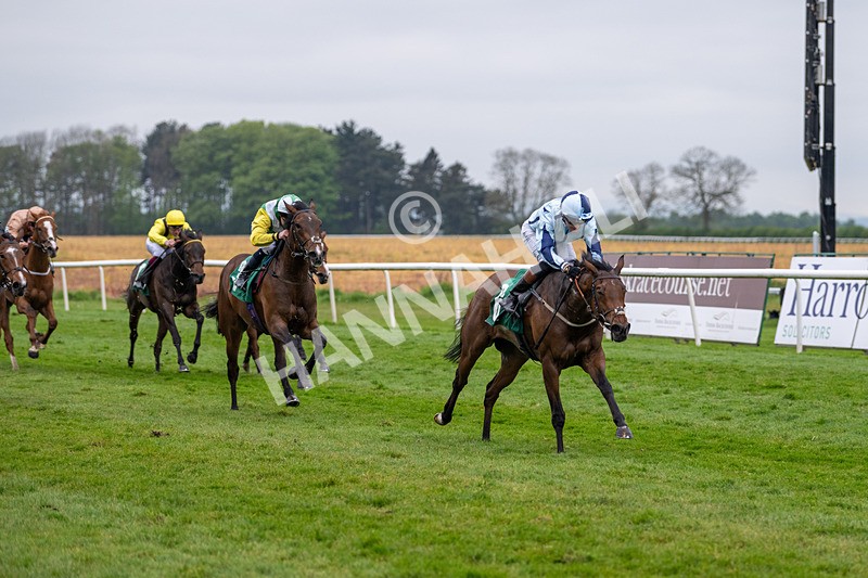 040524-Race 5-Lokana-4714 - Race 5