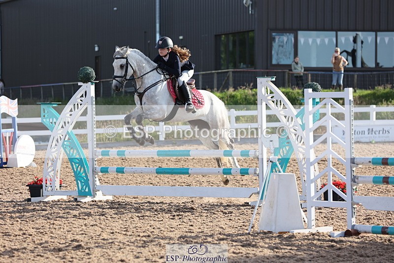 240629A-073643-02138 - Cls 16 British Novice and 80cm Open