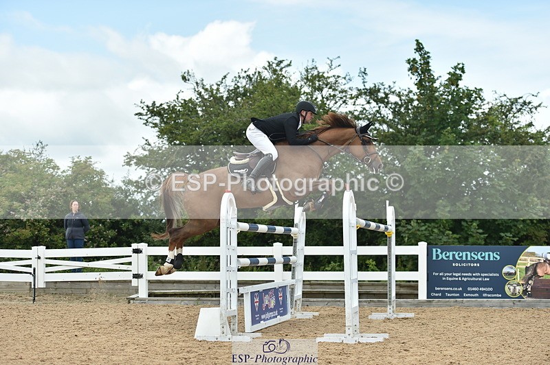 230723A-131944-12037 - Cls 24, 1 Star Gold 1.30m