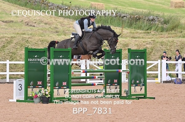BPP_7831 - CLASS 16 FRI GFS Saddles Senior Newcomers/1.10m Open