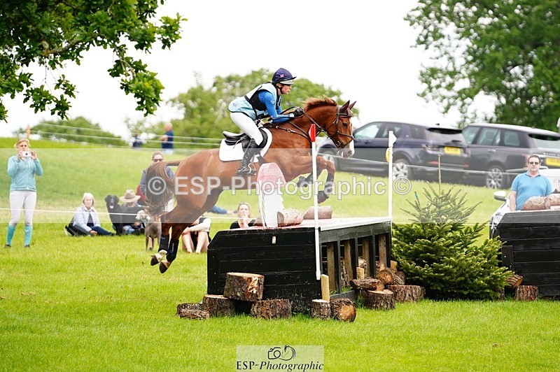 240525-164836-18883 - 269-EMERALD_KATIE-Isabelle_Cook