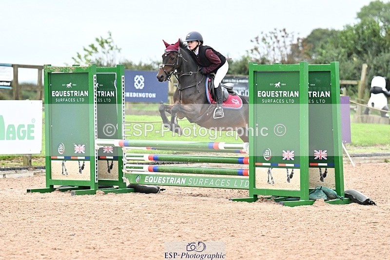 250920-154732-01783 - Cls 21 Pony Intro 80cm Derby