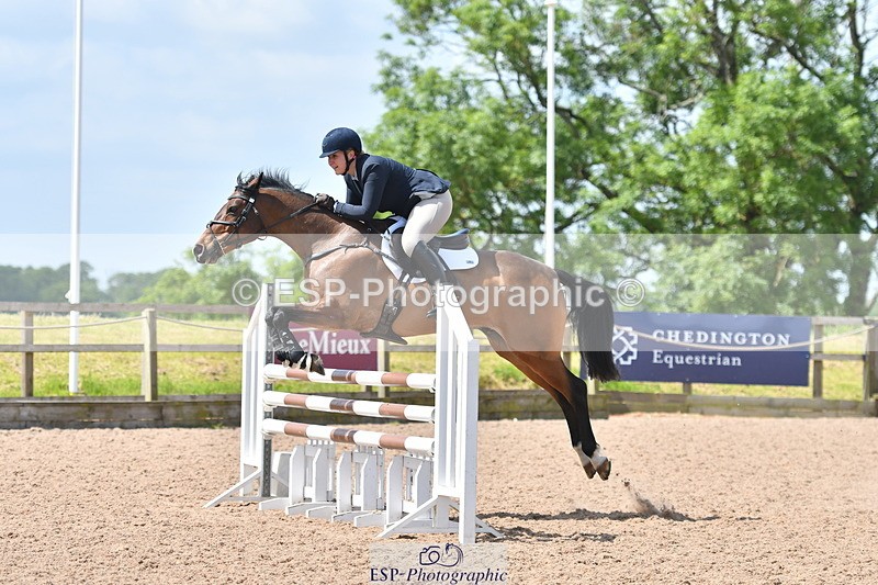 240609A-111520-04467 - Cls 17 Snr 1.05m Open