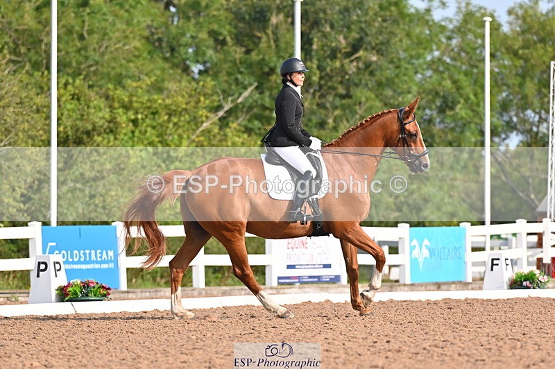 240817A-092417-06595 - 128-Kate.Lewis-Freeloader