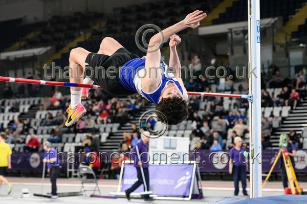 SeniorInd25-919563 - Field Male