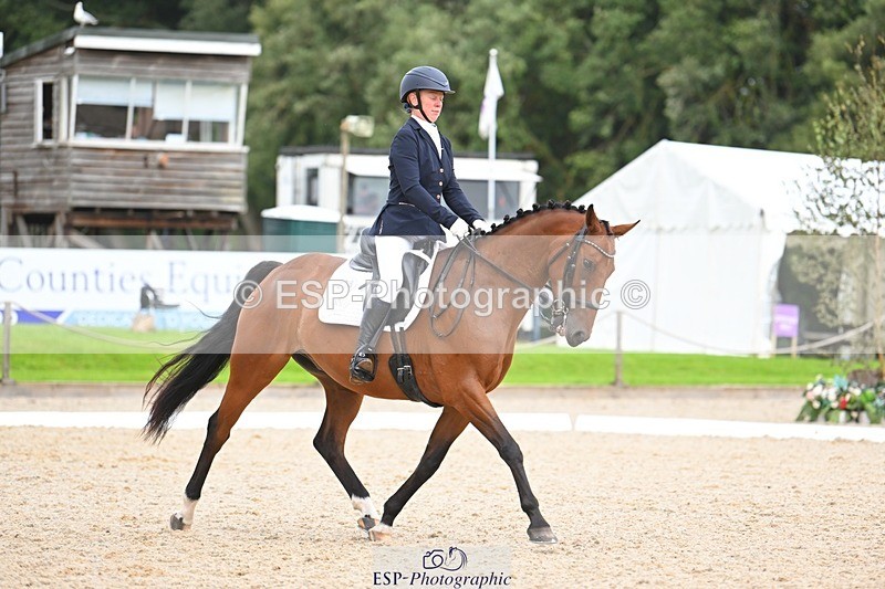 230813-172154-08638 - Cls 14 Medium Silver 16.45 to End