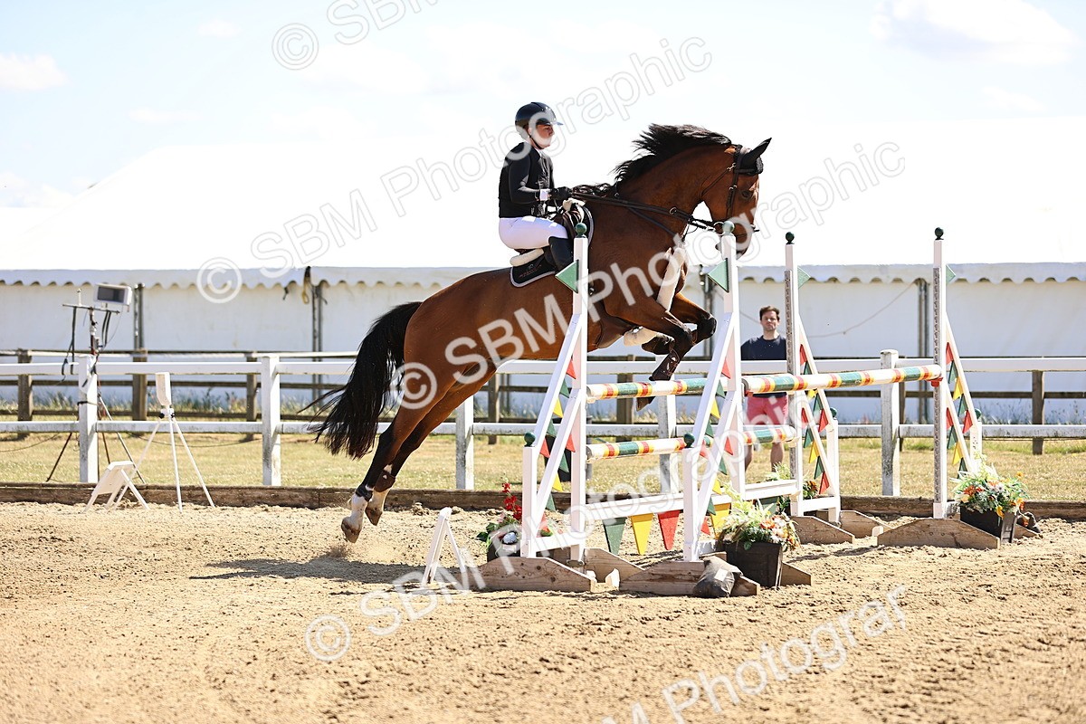 SBM_015139 - Class 16 - Senior foxhunter - 1.20m Open