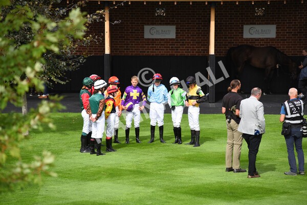 yr04092022p1-4 - 12.30pm 148cm Conditions Pony Race