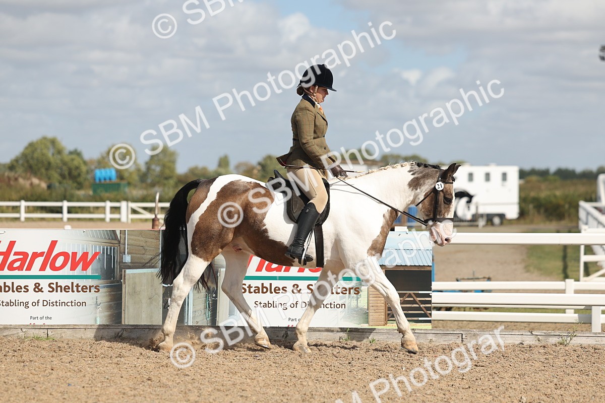 SBM_23219 - Class 807 - young Rider 11 to 16 Years