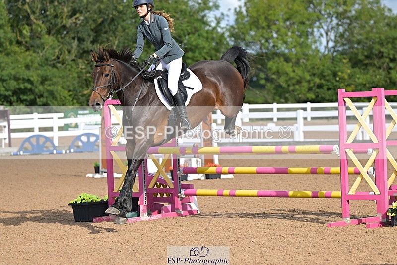 240912A-095513-00832 - Cls 8 Snr British Novice and 90cm Open