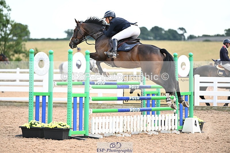 240802A-160035-05035 - Cls 27 Snr 1.15m Open