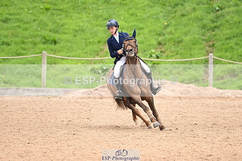 240630A-131734-13635 - Cls 25 HOYS 138cm Qualifier