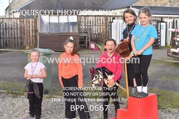 BPP_0667 - HOBBY HORSE SHOWJUMPING CLASSES