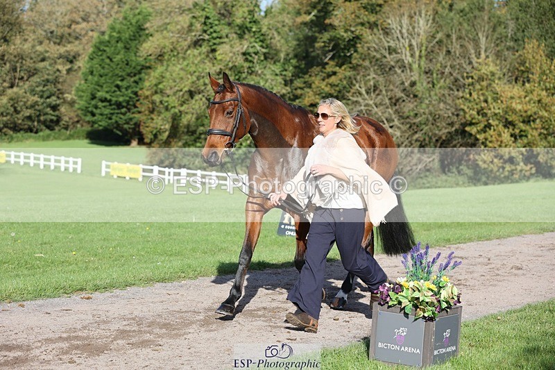 241027-100923-15720 - 447-Annastasia.Cross-KENNDALE