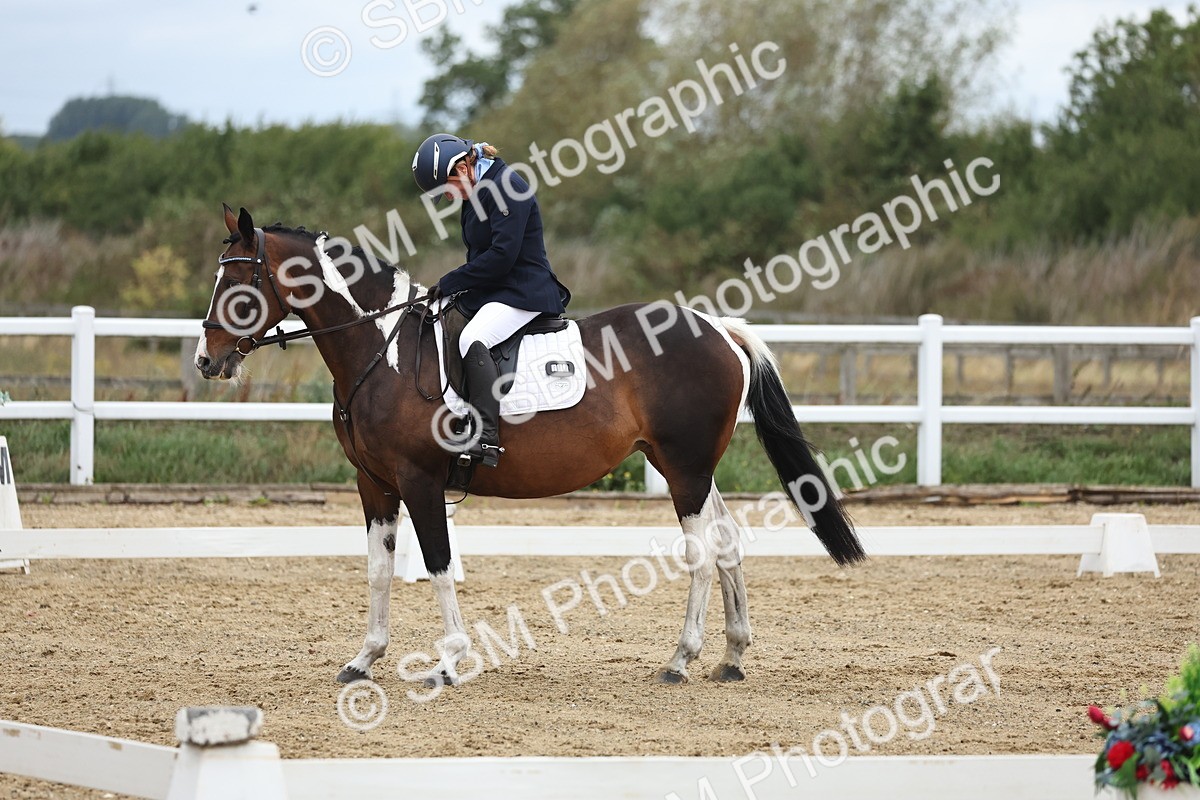 SBM_003882 - Class 8 - Novice 3 Champs