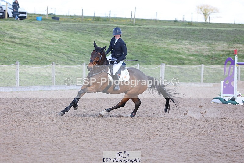 240419A-161531-09262 - Cls 10, 2 Star Big Tour 145cm  15.45 to 16.35 break