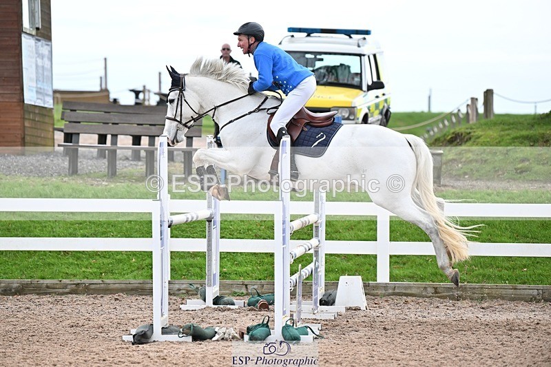241206-131336-00943 - Cls 5 Newcomers and 1.10m Open