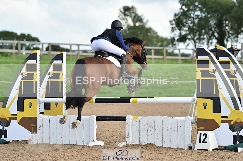 230902A-142904-01763 - Cls 3B Pony Medium 90cm