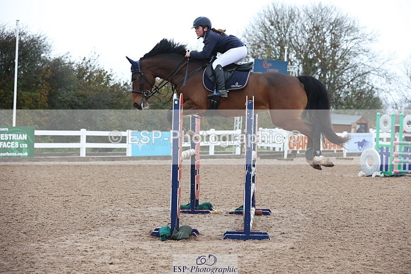 231112A-133126-04502 - Cls 20 Newcomers & 1.10m Open