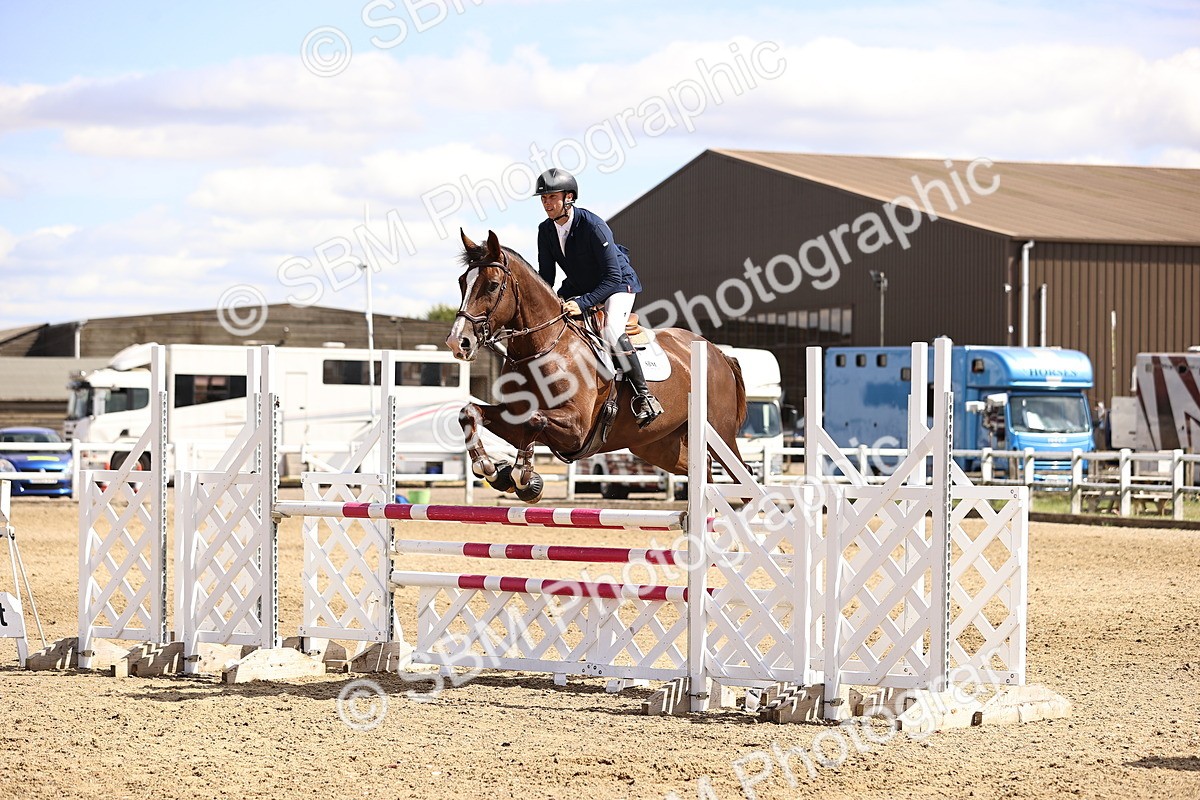 SBM_001317 - Class 6 - Senior Newcomers - 1.10m
