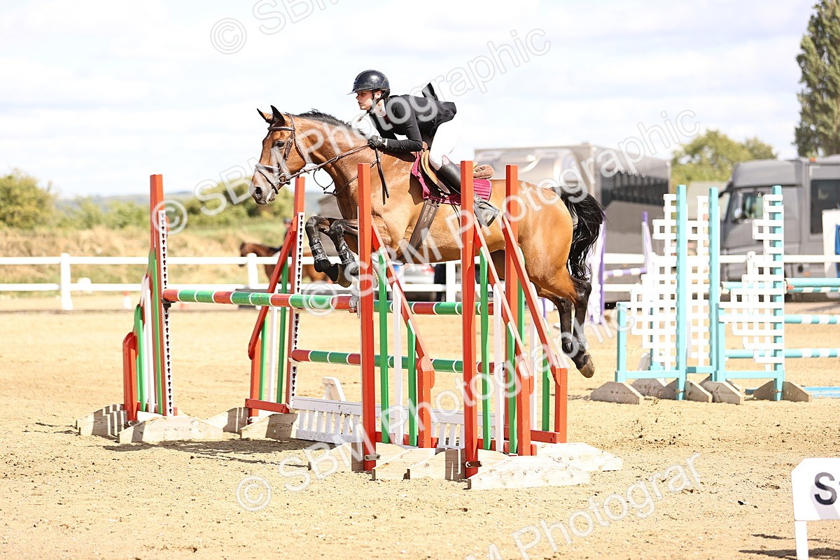 SBM_001362 - Class 6 - Senior Newcomers - 1.10m