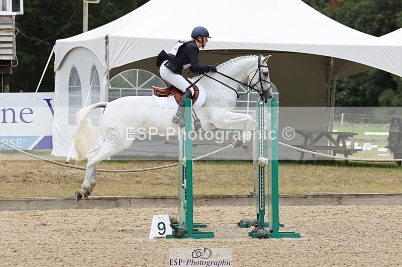 250803A-111751-10748 - L-520-Nicola.Horsley-Gubbins-RATHNAGREW.GREY.TEX