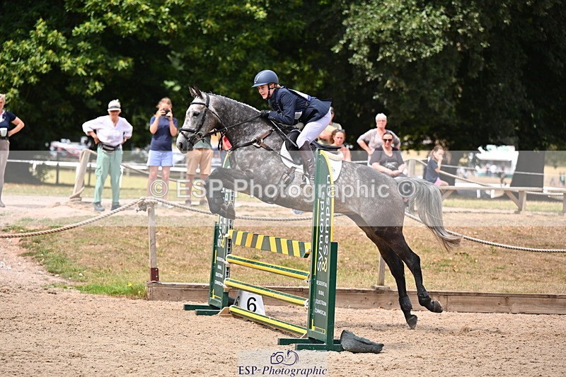 250802A-123110-03028 - A-038-Maisy.Miller-HEADDON.SWAN.SONG