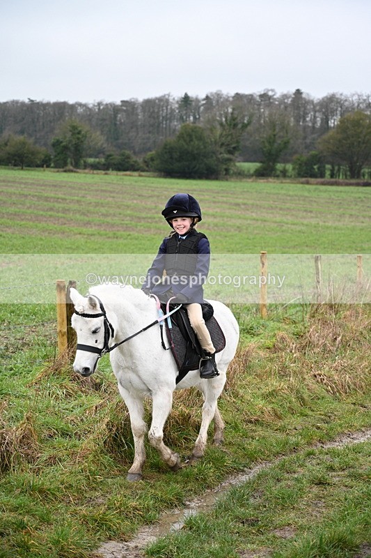 WJ7_9473 - Walk out..