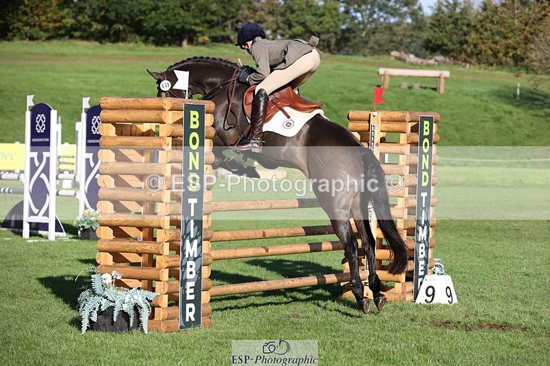 231022-102235-24491 - 629-DP.UK.DUN.SURPRISE-Isla.Kitson-TrotUp+SJ