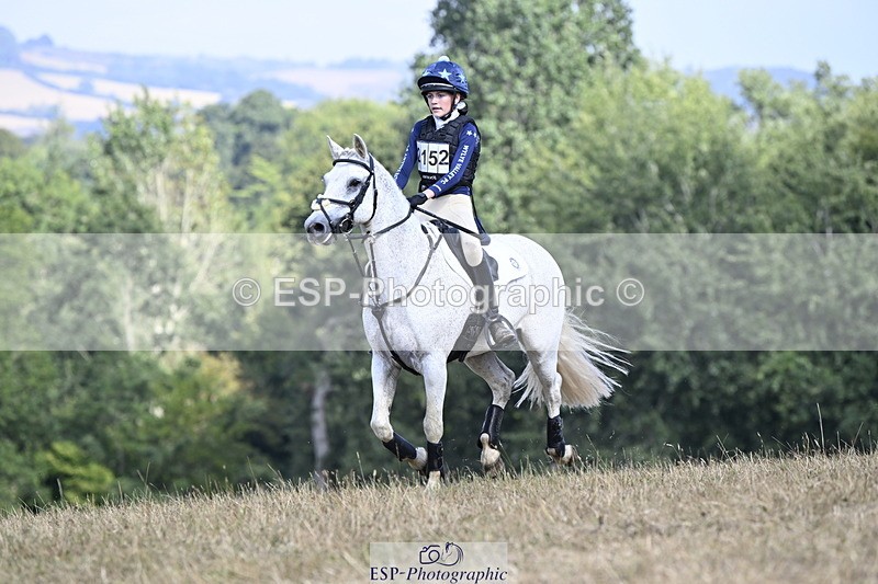 250824A-153721-39404 - 2152-Romilly.Lunt-Moin.na.Guise.Paddy