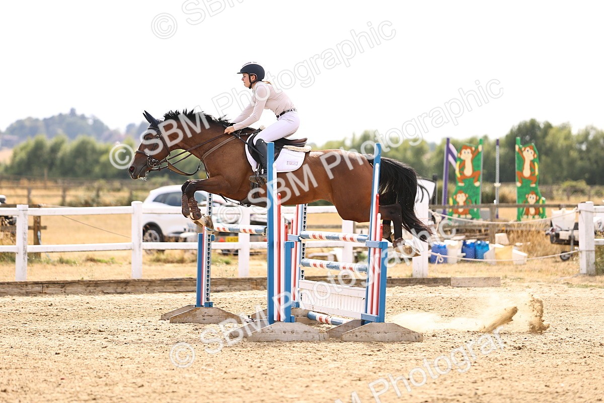 SBM_001657 - Class 6 - Senior Newcomers 1.10m