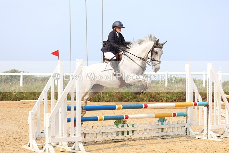 3E7A1344 - Class 4: Senior British Novice/90cm open