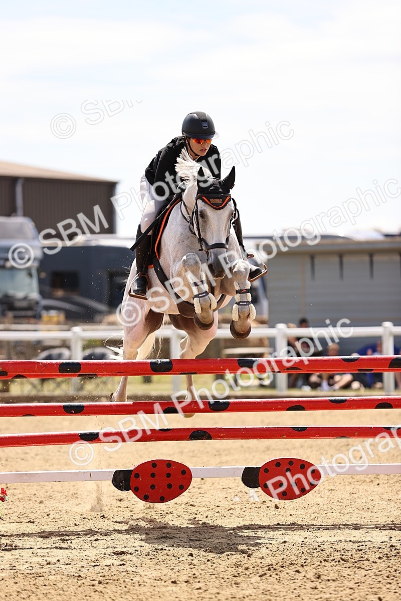 SBM_010353 - Class 9 - Senior Foxhunter - 1.20m Open